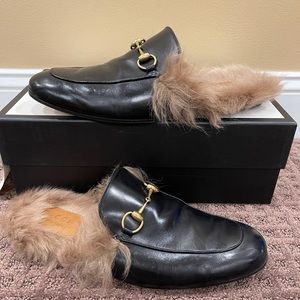 Gucci Black Leather Fur-Lined Horsebit Slip-On Loafers
